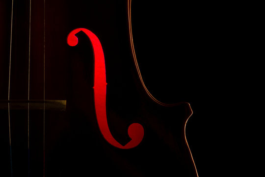 Silhouette of a violin