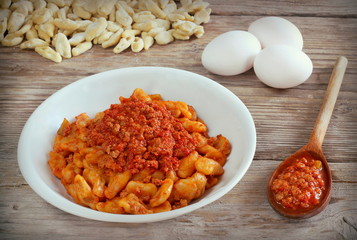 cavatelli caserecci al ragù
