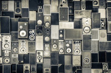 Music speakers on the wall in monochrome vintage style - obrazy, fototapety, plakaty