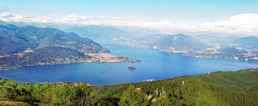 Panorama sur le Lac Majeur