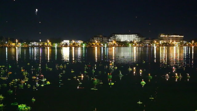 Loy Kratong Festival and Sky lantern (yee peng) celebrated