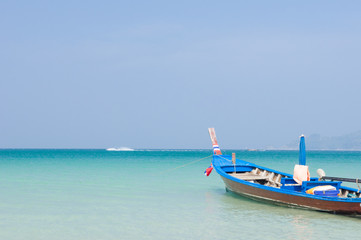 Long boat at the beach