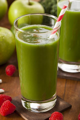 Healthy Green Vegetable and Fruit Smoothi Juice