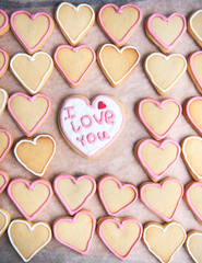 Obraz premium valentine cookies. Top view