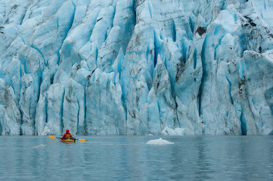 Shoup Glaier kayaking, Valdez, Alaska