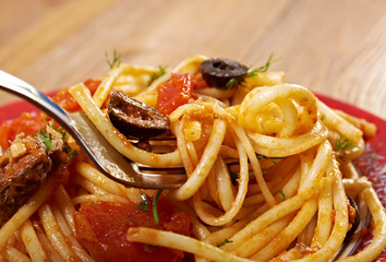 Spaghetti alla puttanesca