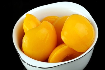 canned peaches
