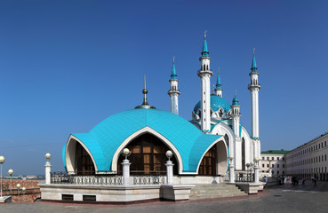 Fototapeta na wymiar kul sharif mosque in kazan