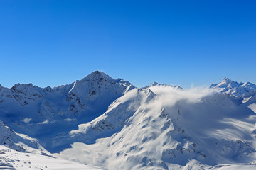 Fototapeta na wymiar Ski resort - Elbrus