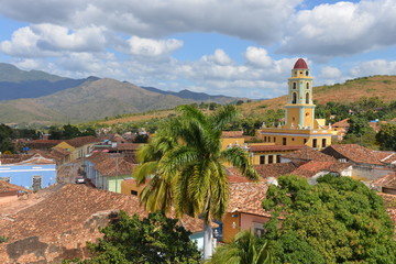View over Trinidad in Cuba - 61489819