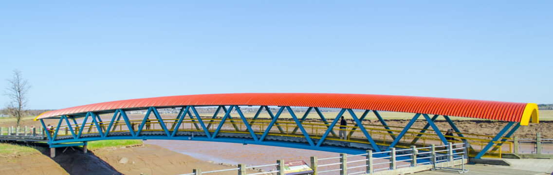 Pedestrian bridge over water