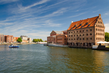 Fototapeta na wymiar Ołowianka architektury wyspa w centrum Gdańska