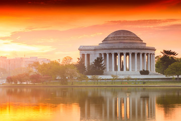 Obraz premium the Jefferson Memorial during the Cherry Blossom Festival in DC
