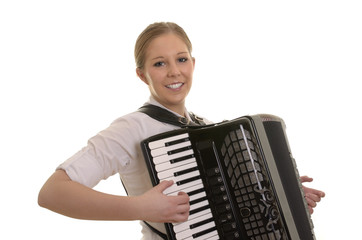 Hübsche blonde Frau spielt Akkordeon