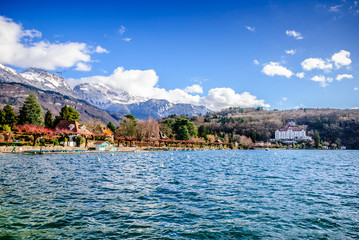 Lac d'Annecy rive est