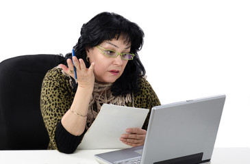 Woman takes online English conversation lesson