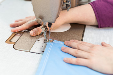 Obraz na płótnie Canvas Sewing machine