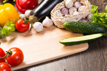 vegetables on the kitchen board