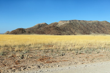 ナミビア、セスリエムの丘陵