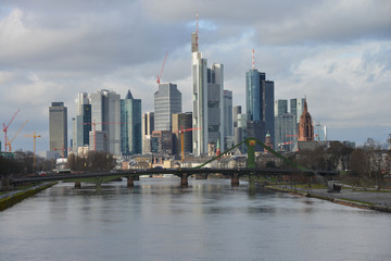 Fototapeta na wymiar Frankfurt nad Menem, wieżowce, skyline, Financial District, Główny