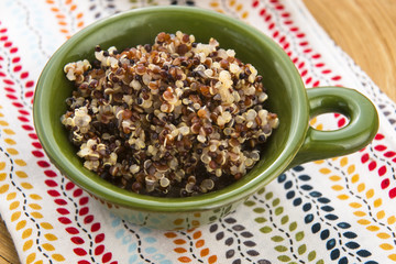 Tricolor quinoa grain