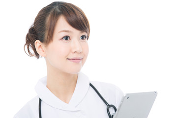 白衣の女性