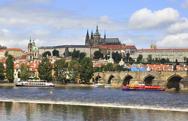 Obraz premium Prague Castle and river Vltava.