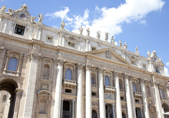Fototapeta na wymiar View at front Saint Peter church in Rome, Italy