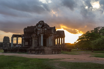 Fototapeta na wymiar Świątynia Angkor Wat w Siem Reap, Kambodża