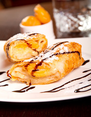 Peach dessert roll