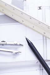 Architektonische Baupläne und Arbeitsmaterial für Architekten