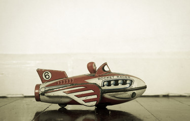 rocket toy