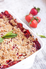 strawberry crumble