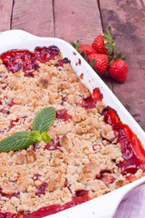 strawberry crumble