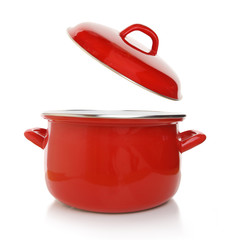 Red cooking pot isolated on white background - obrazy, fototapety, plakaty