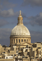 Fototapeta na wymiar Церковь Кармелитов в Валетте. Мальта