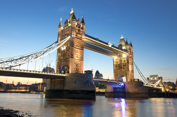 Fototapeta na wymiar London Tower Bridge At Twilight