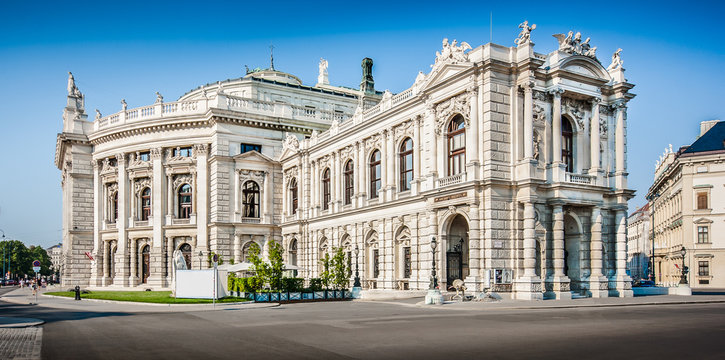 Burgtheater at famous Wiener Ringstrasse in Vienna, Austria