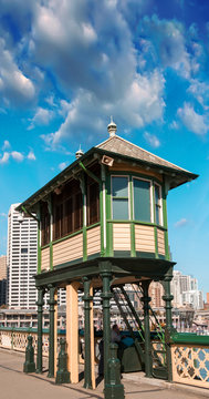 Beautiful Green Construction Along Sydney Seaside