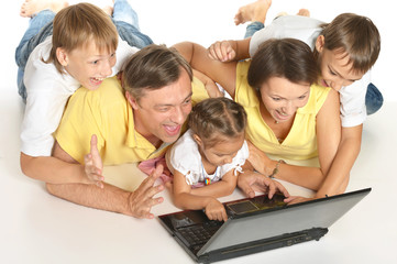 Family with laptop