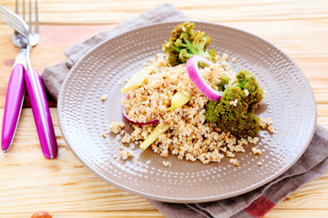 Wheat porridge with vegetables