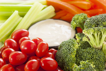 Organic Raw Vegetables with Ranch Dip