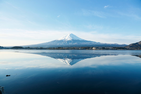 逆さ富士 Images – Browse 4,797 Stock Photos, Vectors, and Video