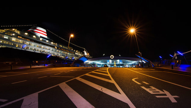 Entrance Road to Yokohama Port international