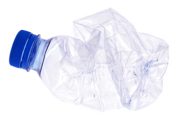 Bouteille plastique écrasée