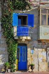 Fototapeta na wymiar Maltese traditional house