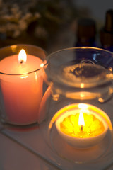 Obraz na płótnie Canvas Aroma pot and candle at night