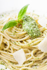 Spaghetti with green pesto