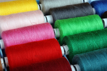 Sewing threads multicolored
