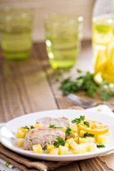 Pork medallions with vegetables